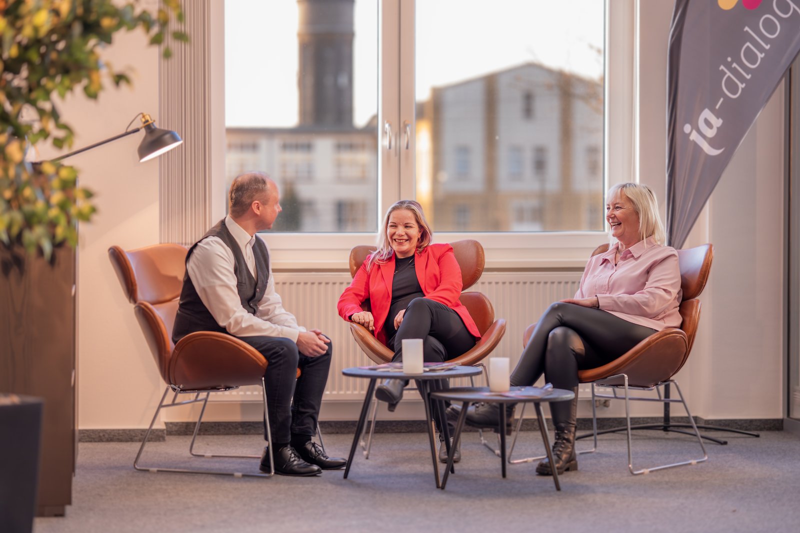 ja-dialog erreicht Top-Zufriedenheitswerte